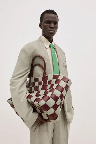 Look 32